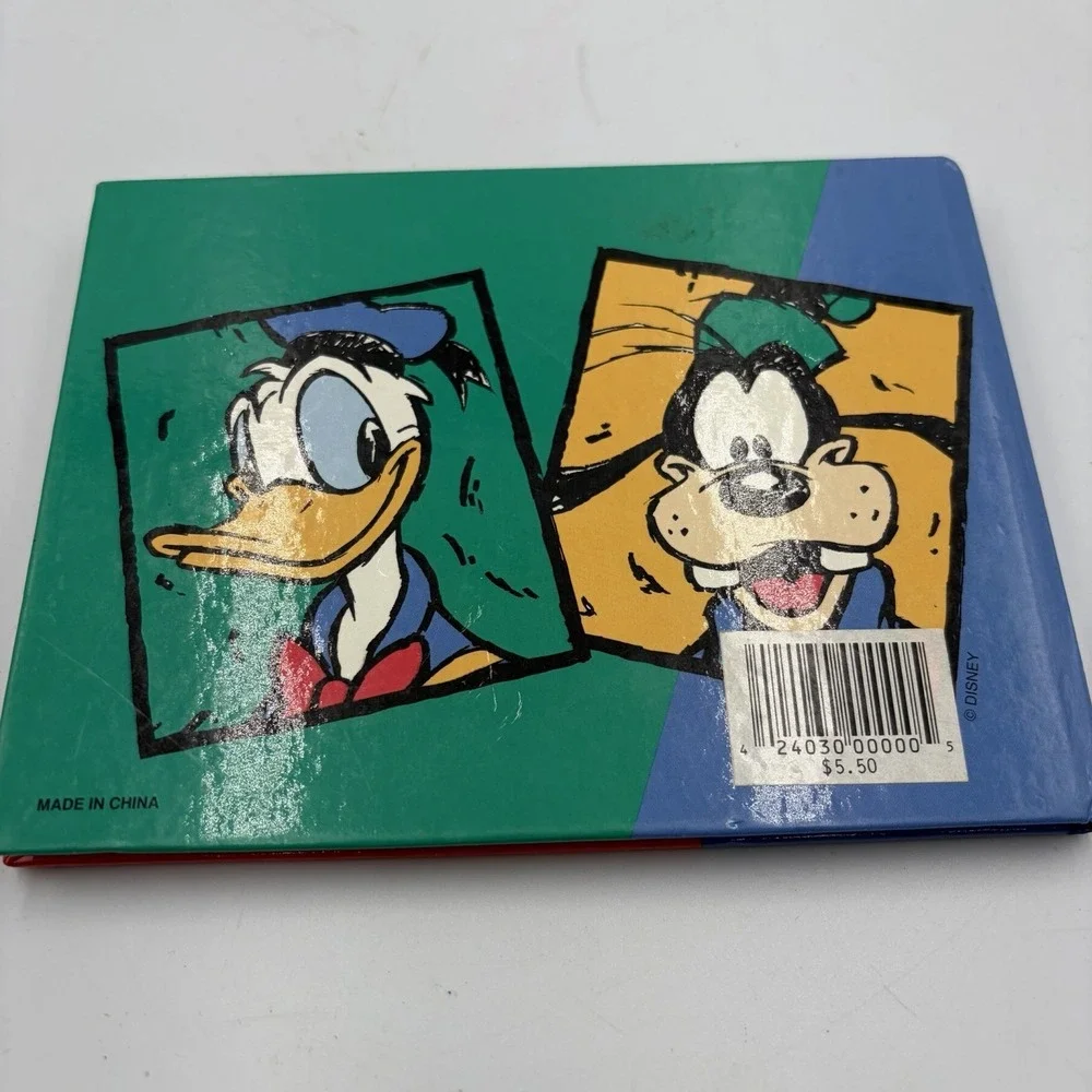 Disney Land World Park 1990's Autograph Book With‎ 26 Autographs Dated 1998